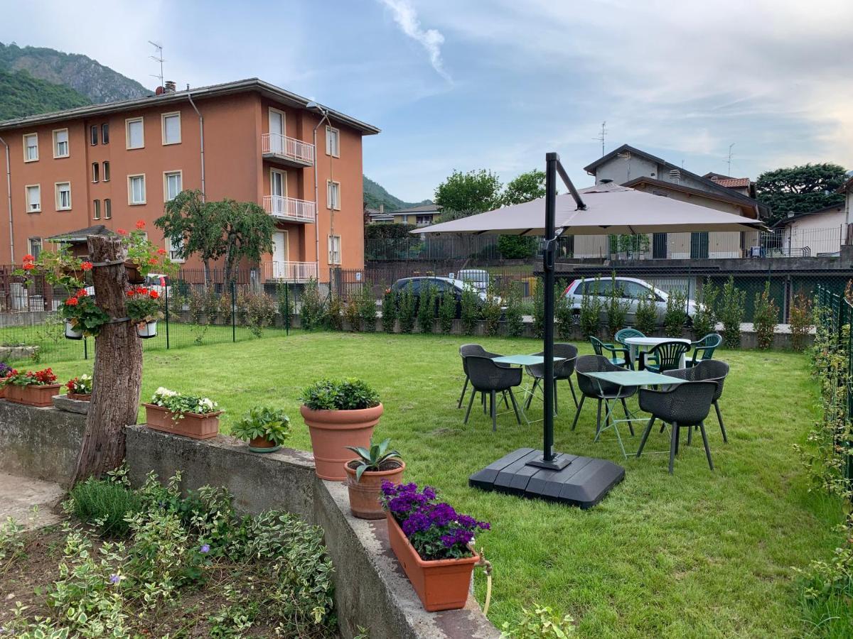 Acchiappasogni Holiday House Malgrate Bagian luar foto