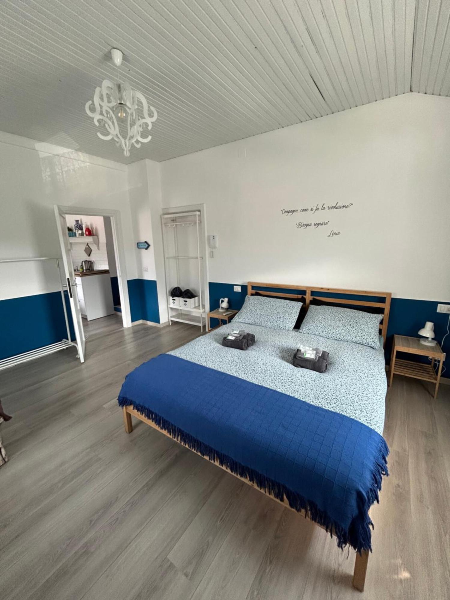 Acchiappasogni Holiday House Malgrate Bagian luar foto