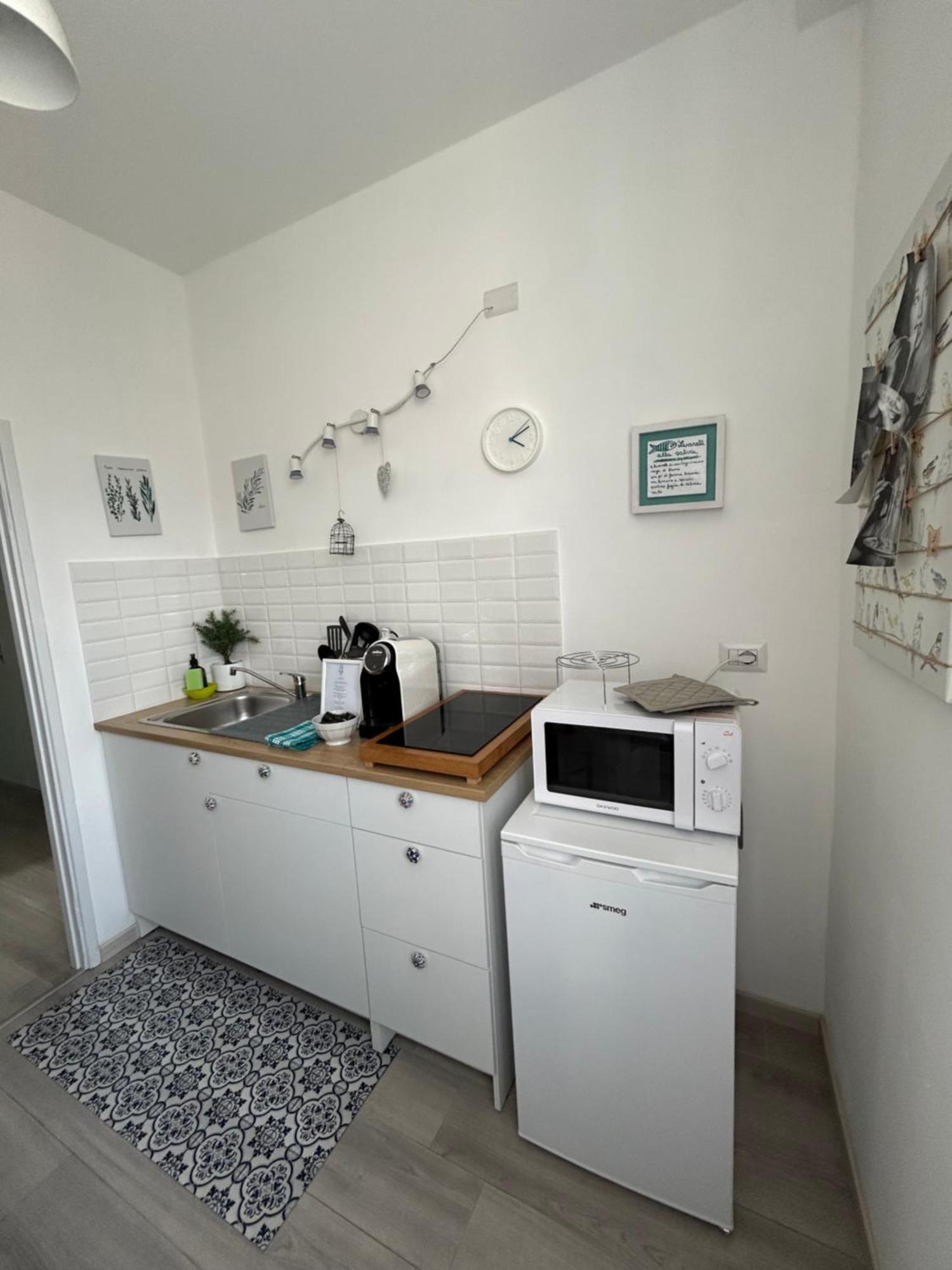 Acchiappasogni Holiday House Malgrate Bagian luar foto