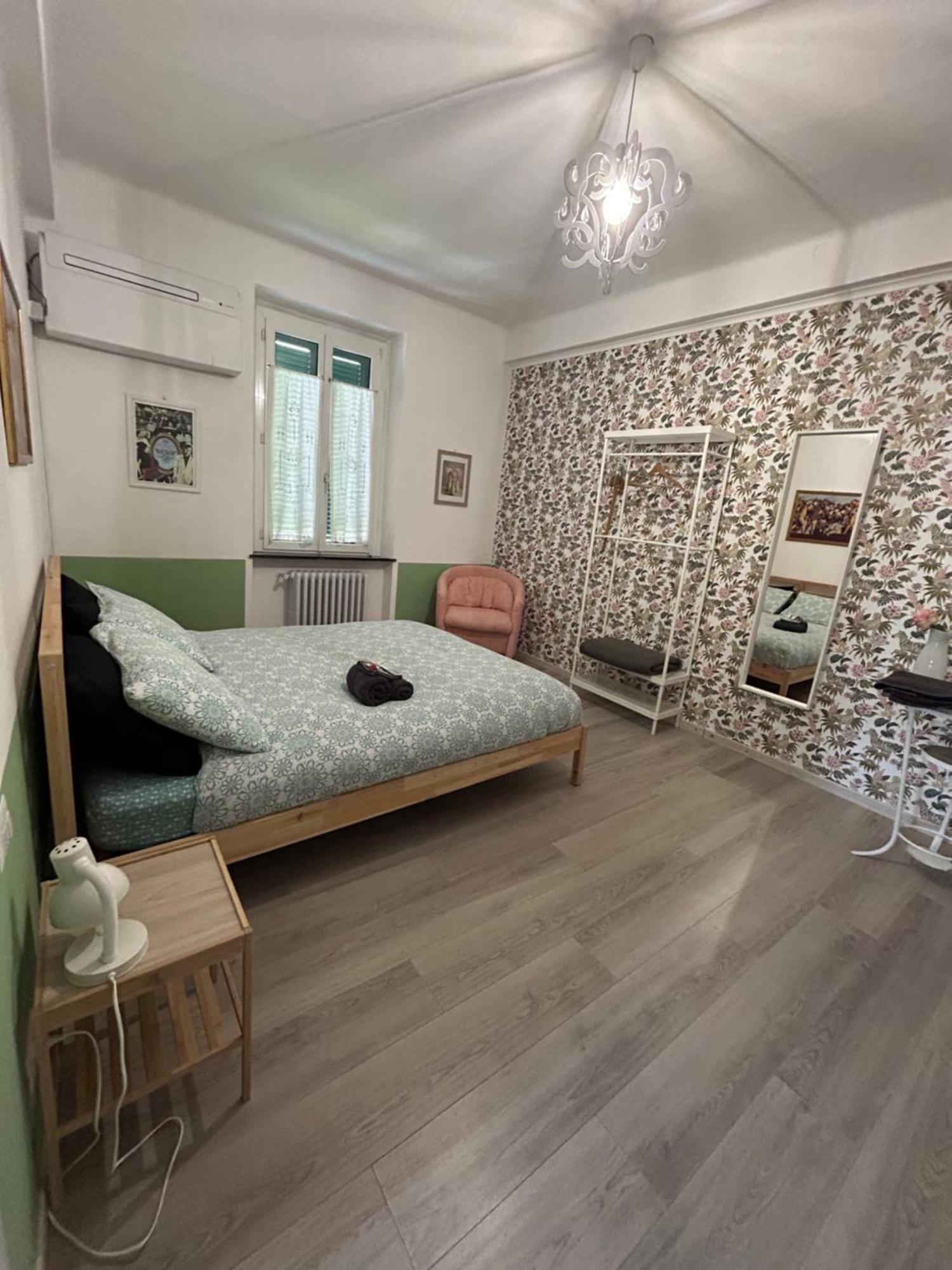 Acchiappasogni Holiday House Malgrate Bagian luar foto