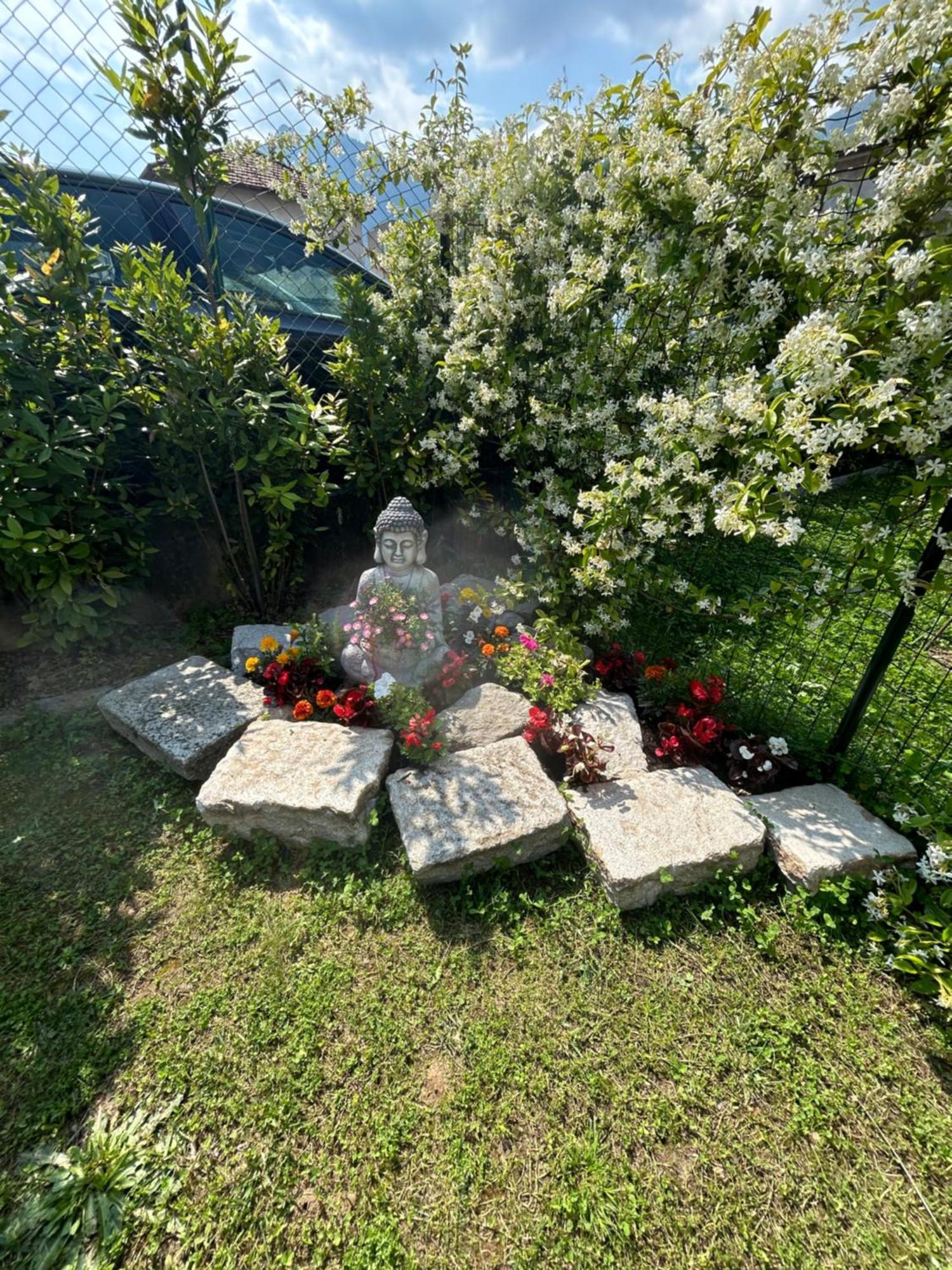 Acchiappasogni Holiday House Malgrate Bagian luar foto